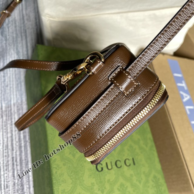 Gucci專櫃新款方形小挎包 古馳經典復古meo vintage迷你包671674 gqy4043